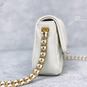 Chanel Handle Flap Bag 26CM AS2528 Grained Calfskin Leather Gold Hardware Spring/Summer 2021 Collection - Image 4