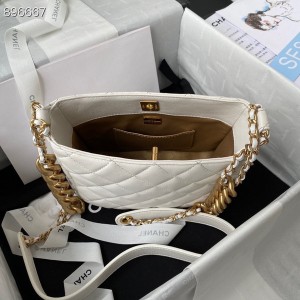 Chanel Hobo Shoulder Bag 16cm AS3111 Lambskin Leather Gold Hardware Spring/Summer 2022 Collection - Image 8