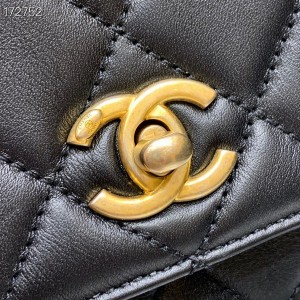 Chanel Jewel Woven Chain Flap Bag 16CM Lambskin Leather Hardware Fall/Winter 2020 Collection - Image 9