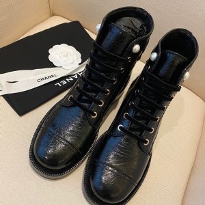 Chanel Lace Up Ankle Boots Patent Crackled Calfskin Leather Fall/Winter 2020 Collection - Image 3