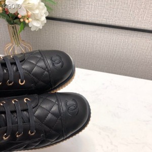 Chanel Lace Up Gum Sole Combat Boots Calfskin Leather Fall/Winter 2020 Collection - Image 3