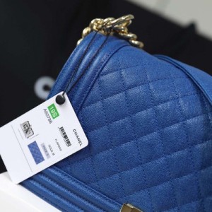 Chanel LeBoy Bag 25cm Caviar Leather Gold Hardware Spring/Summer 2020 Collection - Image 3