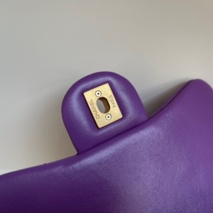 Chanel Mini Flap Bag 18cm AS3113 Lambskin Leather Gold Hardware Spring/Summer 2022 Collection - Image 7