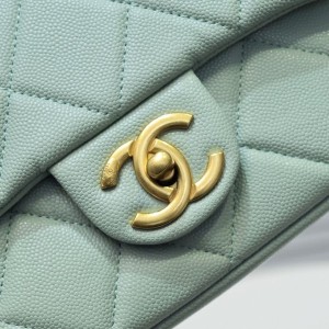 Chanel Mini Flap Bag 20cm AS2855 Grained Calfskin Leather Gold Hardware Spring/Summer 2022 Collection - Image 6