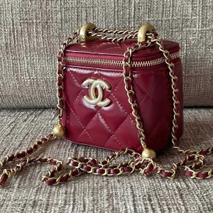 Chanel Mini Vanity Case Bag 12CM Calfskin Leather Gold Hardware Spring/Summer 2021 Collection - Image 8