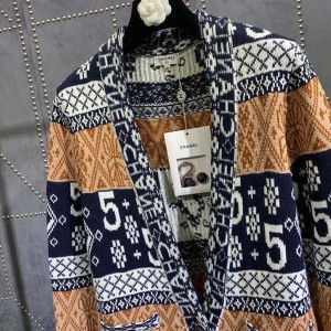 Chanel Motif Cardigan Womens Long Length Cardigan Fall/Winter 2020 Collection - Image 3