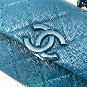 Chanel My Everything Lacquered Logo Flap Bag 20CM Caviar Grained Calfskin Leather Lacquer Hardware Cruise 2021 Seasonal Collection - Image 8