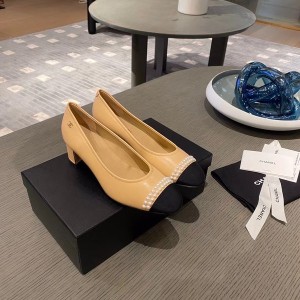 Chanel Pearl Embellished Pumps Calfskin Leather Fall/Winter 2021 Collection - Image 5