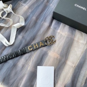 Chanel Pearl Woven CC Logo Waist Belt Gold Hardware Spring/Summer 2020 Collection - Image 5