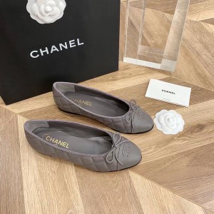 Chanel Quilted Ballerina Flats Lambskin Leather Fall/Winter 2021 Collection - Image 3