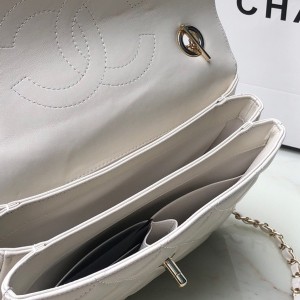 Chanel Quilted Trendy CC Bag 25cm AS92236 Gold Hardware Lambskin Leather Spring/Summer 2022 Collection - Image 8