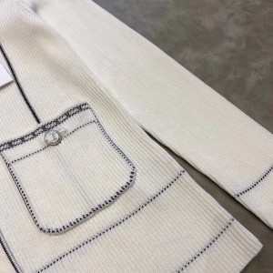 Chanel Rib Knit Cardigan Shirt Fall/Winter 2020 Collection - Image 5