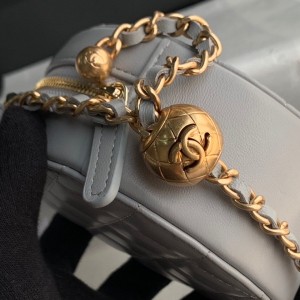 Chanel Round Vanity With Charm Chain With CC Details On Strap Bag 12cm Gold Hardware Lambskin Leather Spring/Summer 2020 Collection - Image 5