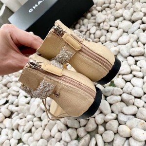 Chanel Strappy Gladiator Bow Embellished Sandals Calfskin Leather Spring/Summer 2020 Collection - Image 6