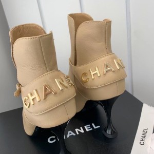 Chanel Strappy Pumps Calfskin Leather Fall/Winter 2021 Collection - Image 5