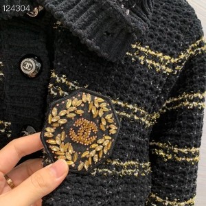 Chanel Stripe Women's Long Sleeved Sweater Fall/Winter 2020 Collection - Image 3