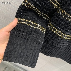 Chanel Stripe Women's Long Sleeved Sweater Fall/Winter 2020 Collection - Image 7