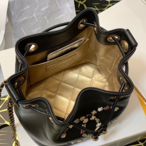 Chanel Studded CC Detail Drawstring Bucket Bag 20cm Gold Hardware Lambskin Leather Spring/Summer 2020 Collection - Image 5