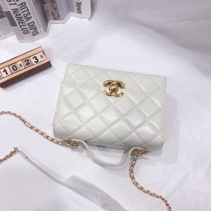 Chanel Top Handle Bag 20cm AS1918 Lambskin Leather Gold Hardware Spring/Summer 2022 Collection - Image 5