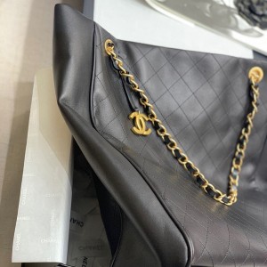 Chanel Tote Bag 36cm Gold Hardware Calfskin Leather Fall/Winter 2020 Collection - Image 3