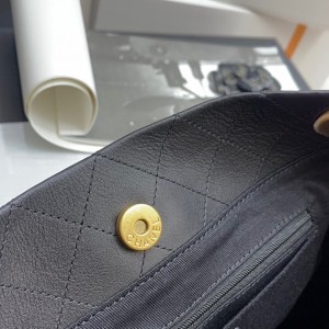 Chanel Tote Bag 36cm Gold Hardware Calfskin Leather Fall/Winter 2020 Collection - Image 9