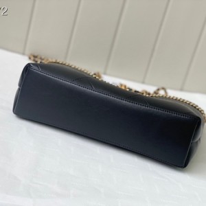 Chanel Tote Shoulder Bag 25cm A2374 Gold Hardware Calfskin Leather - Image 7