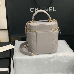 Chanel Trendy CC Vanity Case Bag 24cm Lambskin Leather Cruise 2020 Collection - Image 3