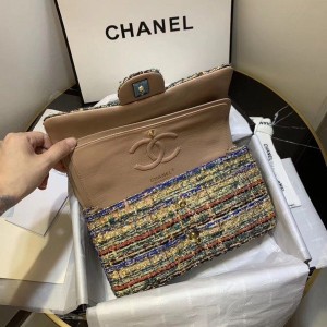 Chanel Tweed Classic Flap Bag 25cm Gold Hardware Spring/Summer 2020 Collection - Image 9