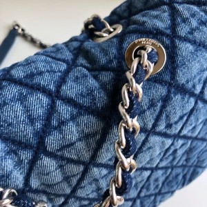 Chanel Vintage XXL Flap Bag 46cm Denim Canvas Gold Hardware Spring/Summer 2022 Collection - Image 7