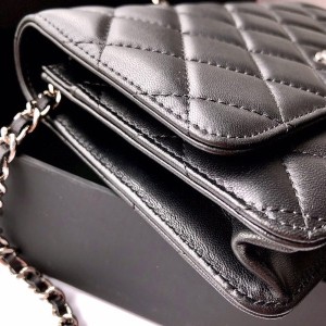 Chanel WOC Bag 20cm AS81165 Lambskin Leather Silver Hardware Spring/Summer 2022 Collection - Image 6