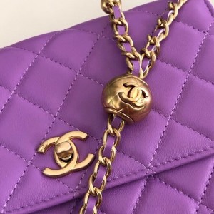 Chanel WOC Bag 20cm with Charm Lambskin Leather Gold Hardware Spring/Summer 2022 Collection - Image 4