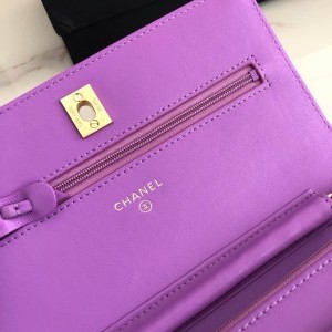 Chanel WOC Bag 20cm with Charm Lambskin Leather Gold Hardware Spring/Summer 2022 Collection - Image 7