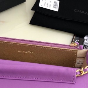 Chanel WOC Bag 20cm with Charm Lambskin Leather Gold Hardware Spring/Summer 2022 Collection - Image 9