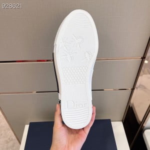 Christian Dior B23 Oblique High-Top Sneakers Spring/Summer 2022 Collection - Image 7