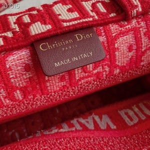 Christian Dior Book Tote Bag 25cm 1265 Oblique Embroidered Canvas Fall/Winter 2022 Collection - Image 8