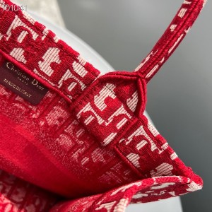 Christian Dior Book Tote Bag 25cm 1265 Oblique Embroidered Canvas Fall/Winter 2022 Collection - Image 9