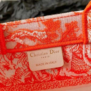 Christian Dior Book Tote Bag 25cm 1265 Toile de Jouy Reverse Transparent Embroidery Canvas Fall/Winter 2022 Collection - Image 7