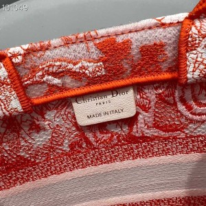 Christian Dior Book Tote Bag 25cm M1265 Toile de Jouy Reverse Transparent Embroidery Canvas Fall/Winter 2022 Collection - Image 8