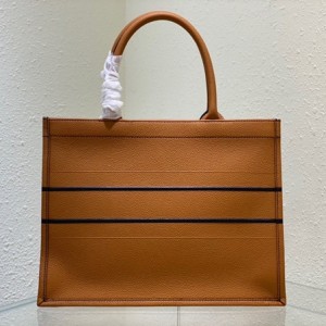 Christian Dior Book Tote Bag 36cm 1286 Calfskin Leather Embroidered Canvas Fall/Winter 2022 Collection - Image 3