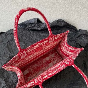Christian Dior Book Tote Bag 36cm 1286 Chinese New Year Toile De Jouy Embroidered Canvas Fall/Winter 2022 Collection - Image 7