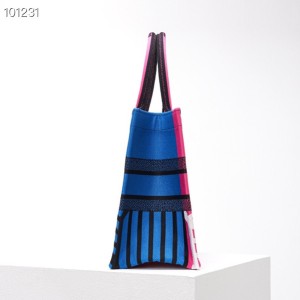 Christian Dior Book Tote Bag 36cm 1286 D-Jungle Pop Butterfly Embroidered Canvas Fall/Winter 2022 Collection - Image 4