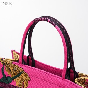 Christian Dior Book Tote Bag 36cm 1286 D-Jungle Pop Jaguar Embroidered Canvas Fall/Winter 2022 Collection - Image 5