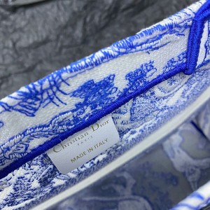 Christian Dior Book Tote Bag 36cm 1286 Reverse Transparent Toile De Jouy Embroidered Canvas Fall/Winter 2022 Collection - Image 8