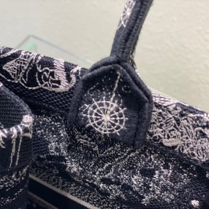 Christian Dior Book Tote Bag 36cm 1286 Toile de Jouy Zodiac Embroidery Canvas Fall/Winter 2022 Collection - Image 8