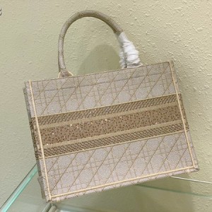 Christian Dior Book Tote Bag 36cm 1296 Cannage Strass Embroidered Canvas Fall/Winter 2022 Collection - Image 3