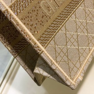 Christian Dior Book Tote Bag 36cm 1296 Cannage Strass Embroidered Canvas Fall/Winter 2022 Collection - Image 7