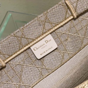 Christian Dior Book Tote Bag 36cm 1296 Cannage Strass Embroidered Canvas Fall/Winter 2022 Collection - Image 9
