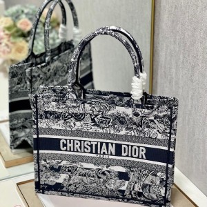 Christian Dior Book Tote Bag 36cm 1296 Chinese New Year Toile De Jouy Embroidered Canvas Fall/Winter 2022 Collection - Image 3