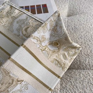 Christian Dior Book Tote Bag 36cm 1296 Chinese New Year Toile De Jouy Embroidered Canvas Fall/Winter 2022 Collection - Image 5