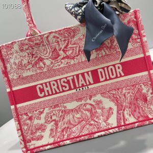 Christian Dior Book Tote Bag 36cm 1296 Chinese New Year Toile De Jouy Embroidered Canvas Fall/Winter 2022 Collection - Image 5